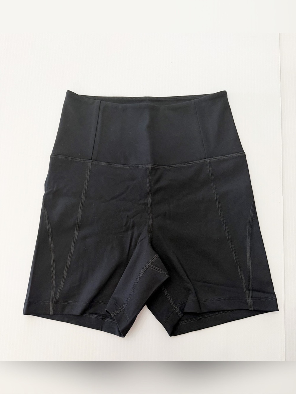Girlfriend Collective High-Rise Run Bike Shorts - S
